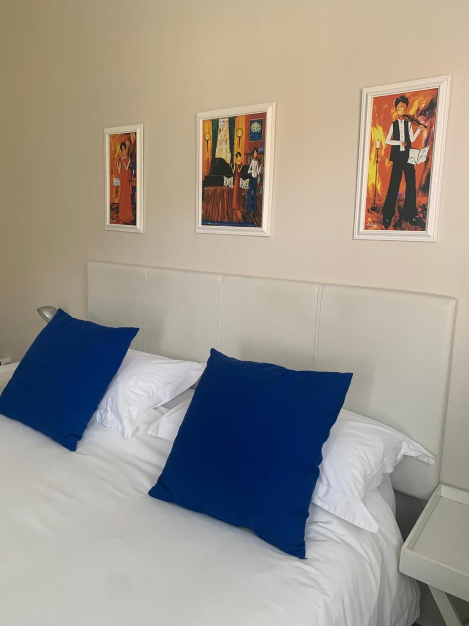 Millard Crescent Guest House Port Elizabeth Esterno foto