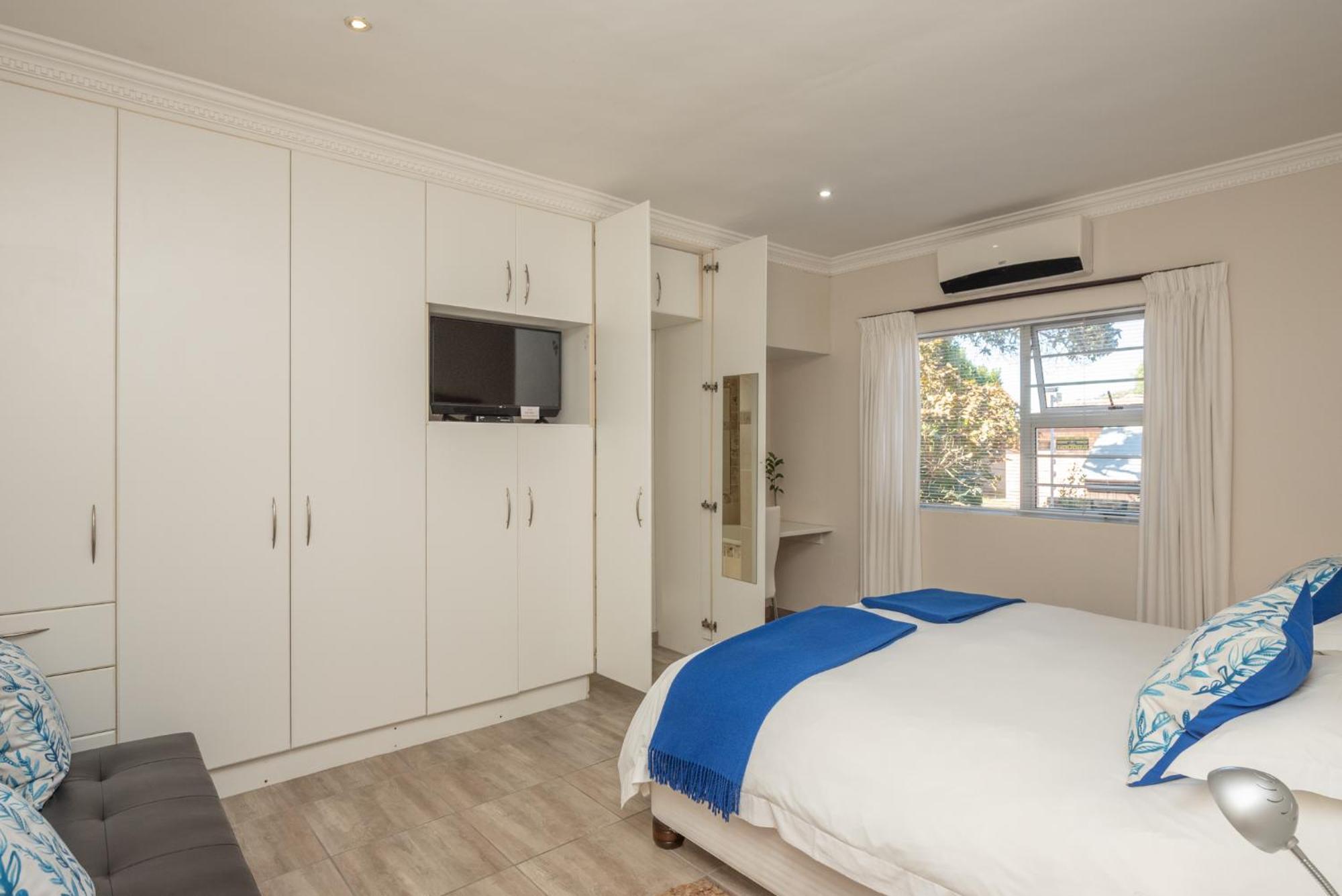Millard Crescent Guest House Port Elizabeth Esterno foto
